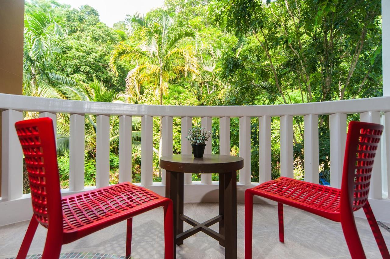 Ratana Hill Patong Aparthotel Екстериор снимка