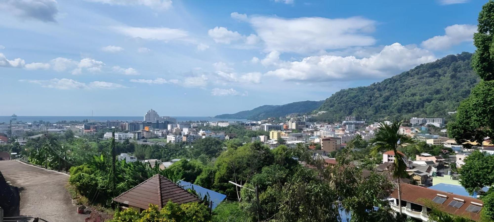 Ratana Hill Patong Aparthotel Екстериор снимка